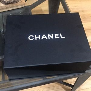 Chanel packaging